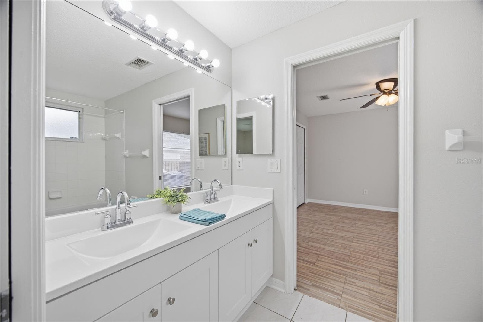 Single Family Residence at 4634 RIVER OVERLOOK DR, VALRICO, photo 48 of 65