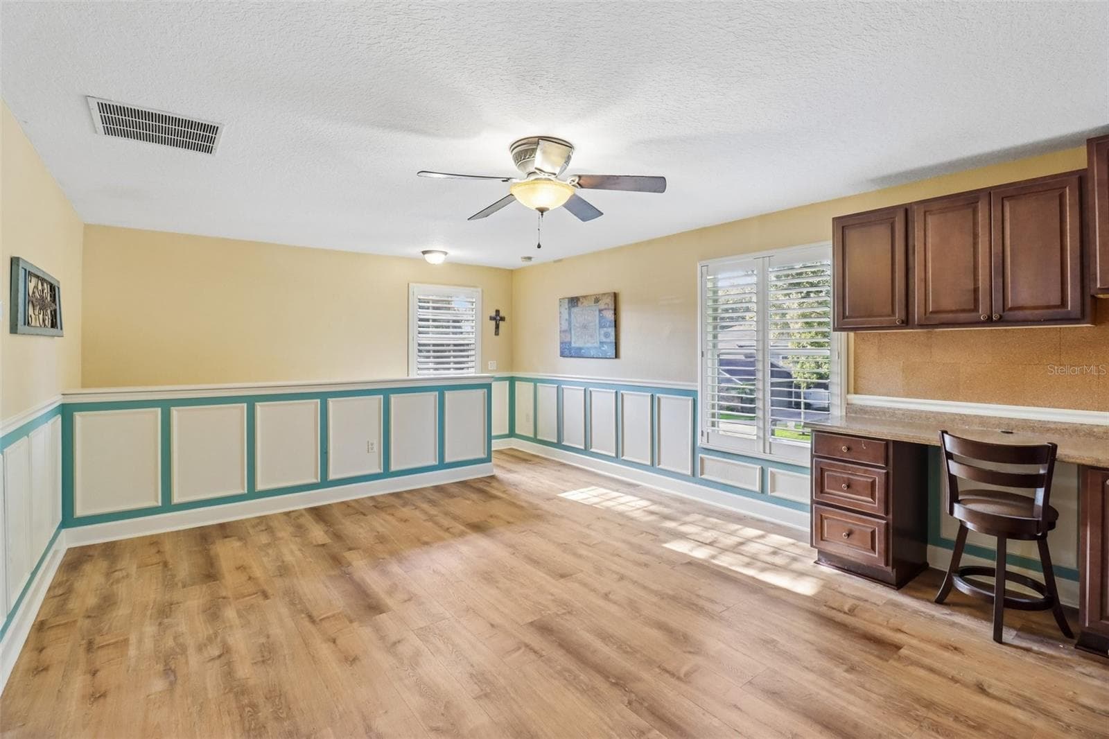 Bonus/loft or the perfect in-law suite. - 2947 CEDAR CREST DR, APOPKA