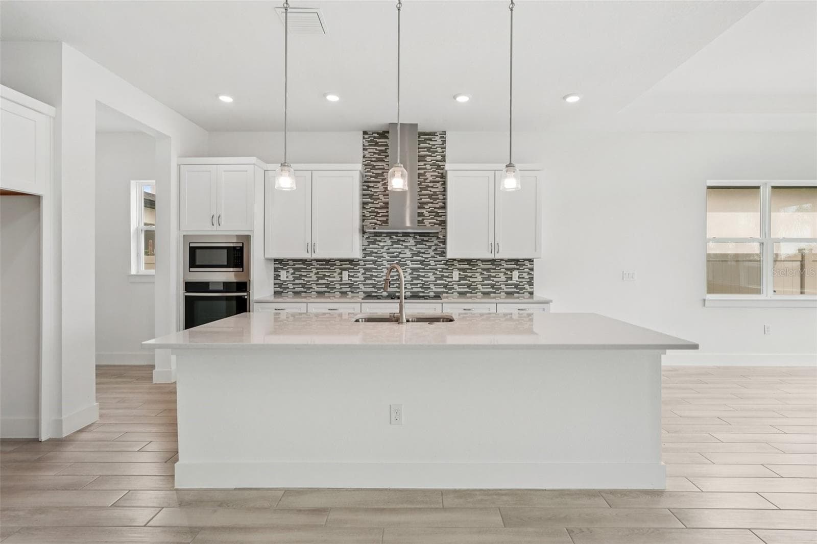 Photos of similar floorplans, not pictures of actual home. - 8234 GOLDEN BEACH CT, PARRISH