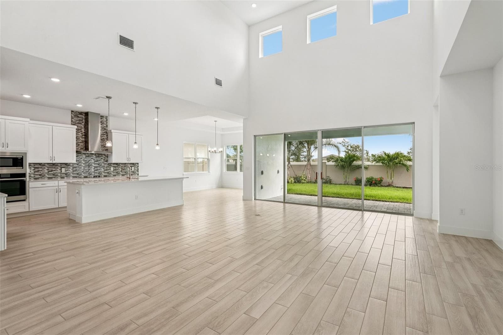 Photos of similar floorplans, not pictures of actual home. - 8234 GOLDEN BEACH CT, PARRISH