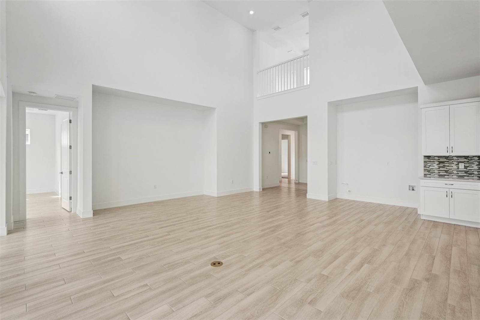 Photos of similar floorplans, not pictures of actual home. - 8234 GOLDEN BEACH CT, PARRISH