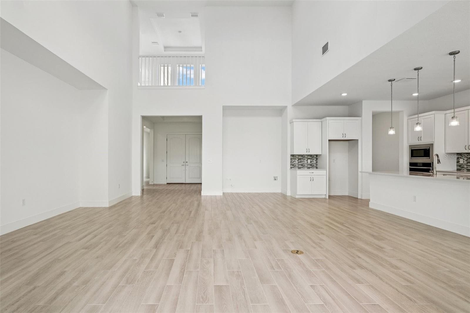 Photos of similar floorplans, not pictures of actual home. - 8234 GOLDEN BEACH CT, PARRISH