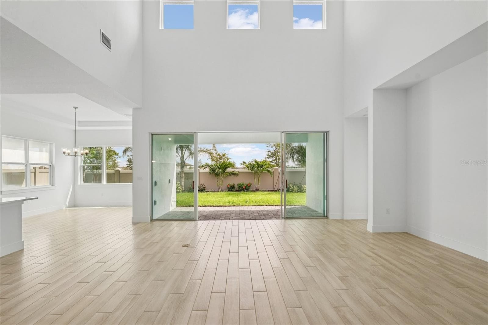 Photos of similar floorplans, not pictures of actual home. - 8234 GOLDEN BEACH CT, PARRISH