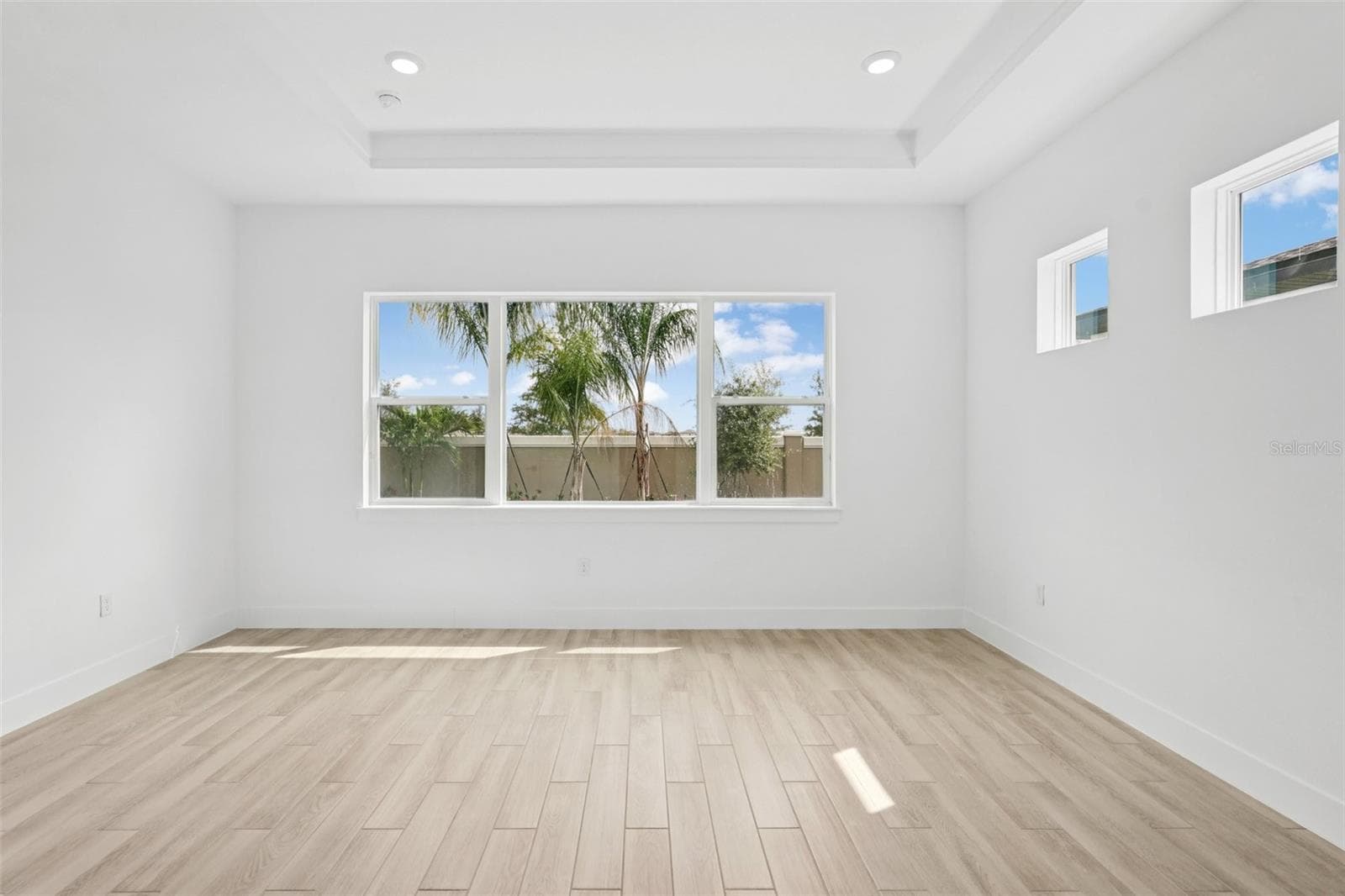 Photos of similar floorplans, not pictures of actual home. - 8234 GOLDEN BEACH CT, PARRISH