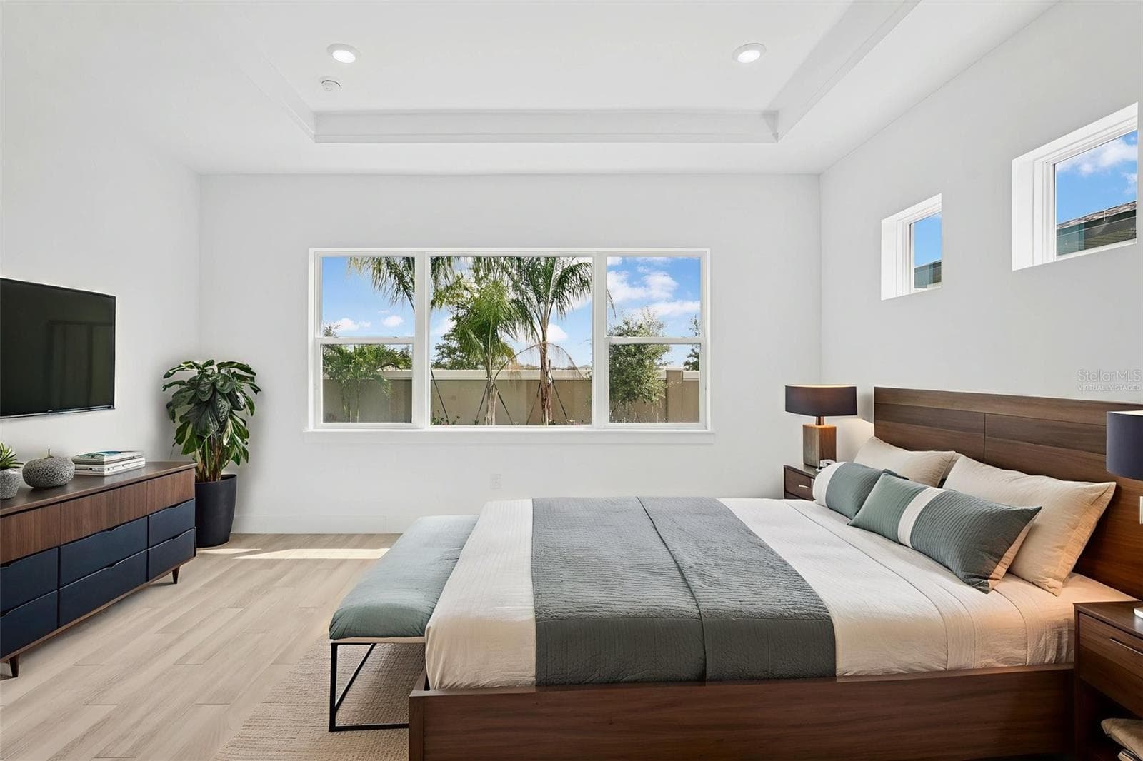 Virtually Staged. Photos of similar floorplans, not pictures of actual home. - 8234 GOLDEN BEACH CT, PARRISH