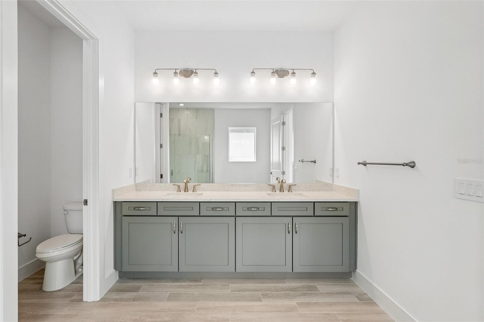 Photos of similar floorplans, not pictures of actual home. - 8234 GOLDEN BEACH CT, PARRISH