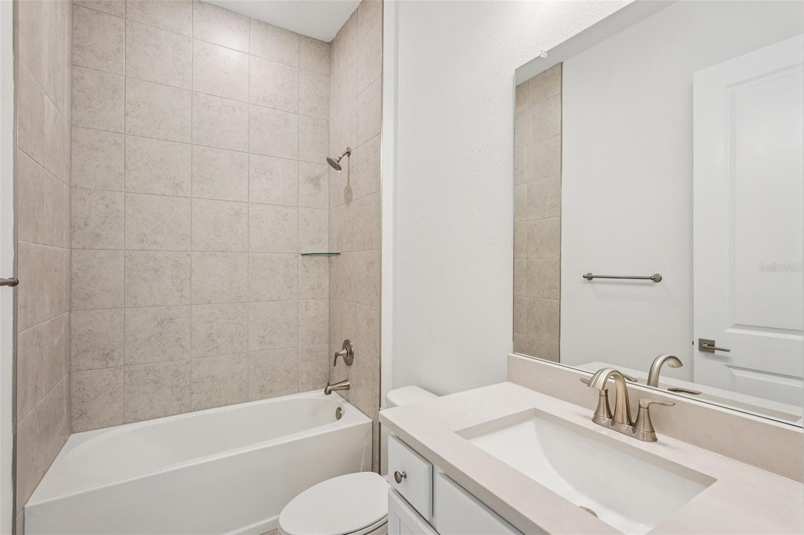 Photos of similar floorplans, not pictures of actual home. - 8234 GOLDEN BEACH CT, PARRISH