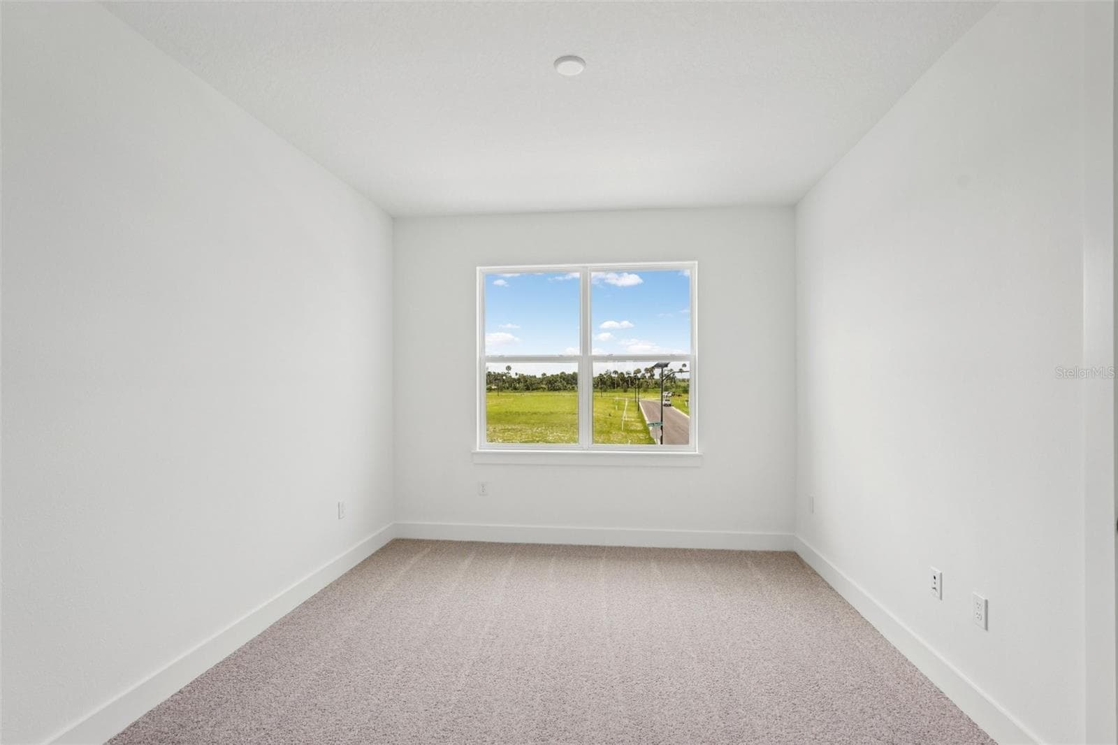 Photos of similar floorplans, not pictures of actual home. - 8234 GOLDEN BEACH CT, PARRISH