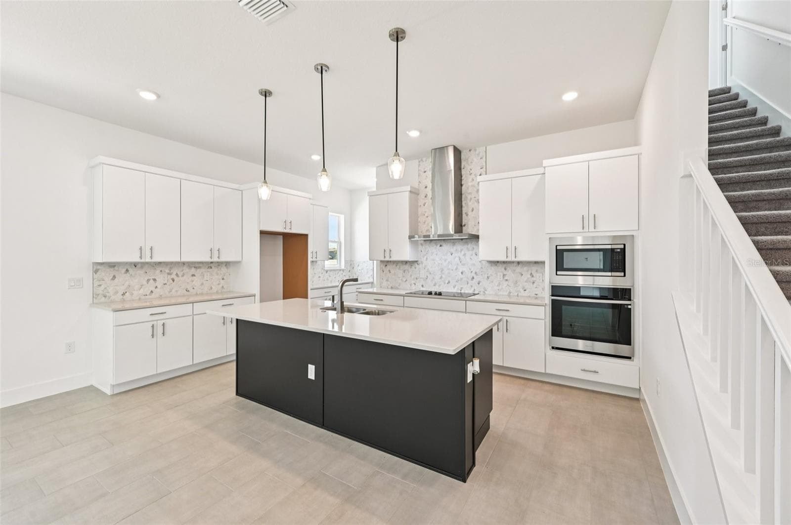 Photos of similar floorplans, not pictures of actual home. - 8230 GOLDEN BEACH CT, PARRISH