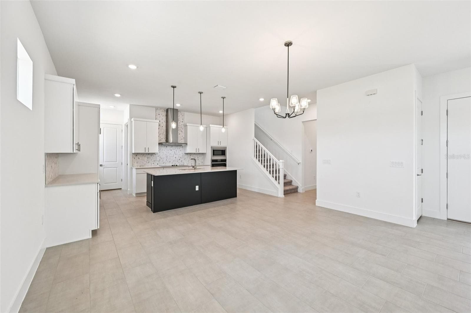 Photos of similar floorplans, not pictures of actual home. - 8230 GOLDEN BEACH CT, PARRISH