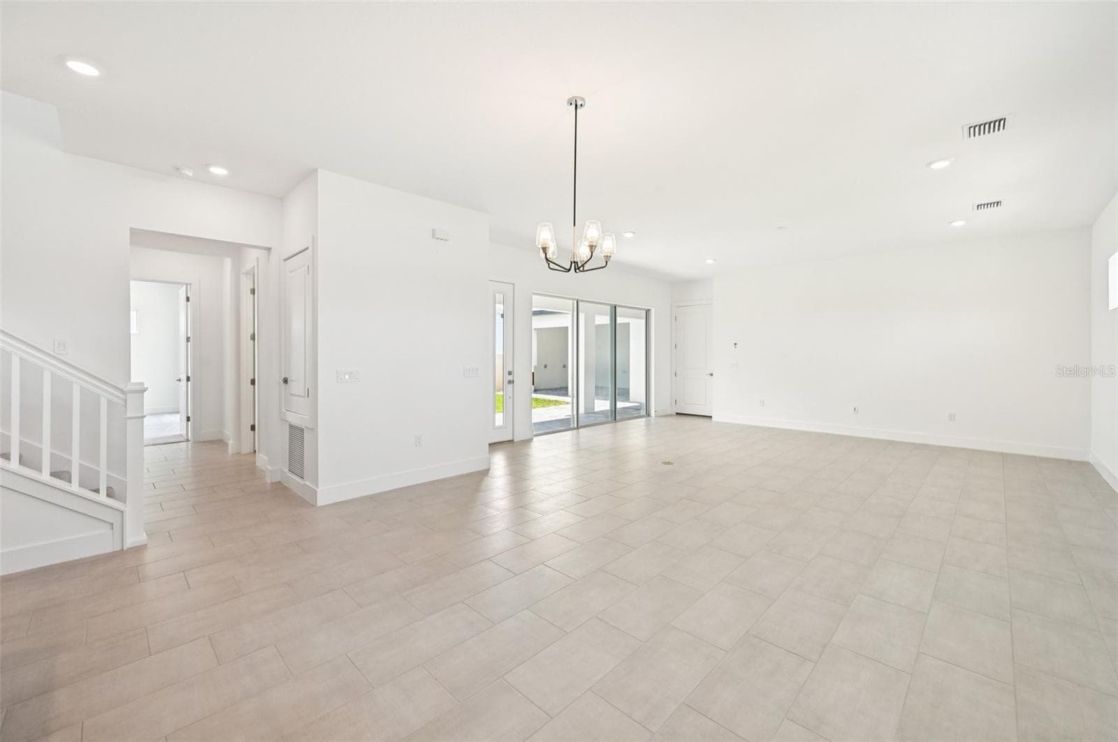 Photos of similar floorplans, not pictures of actual home. - 8230 GOLDEN BEACH CT, PARRISH