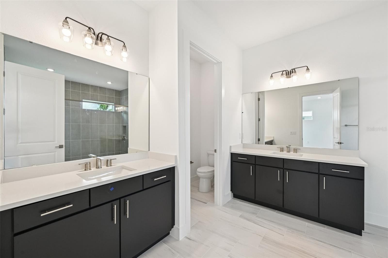Photos of similar floorplans, not pictures of actual home. - 8230 GOLDEN BEACH CT, PARRISH