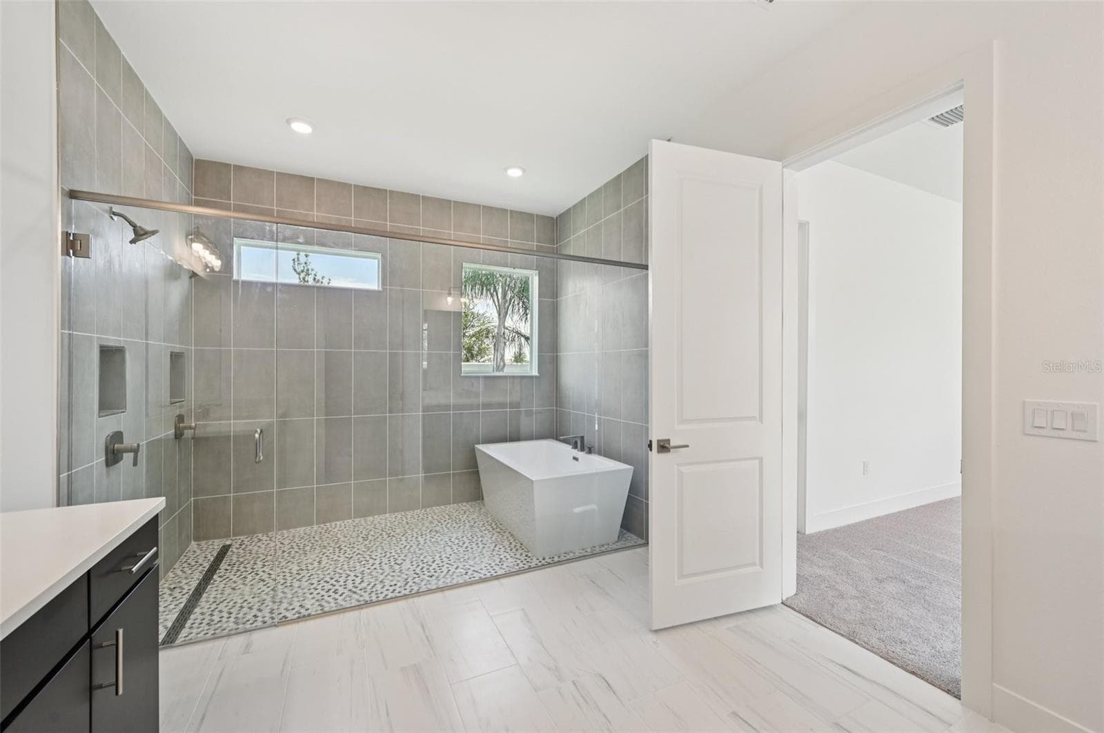 Photos of similar floorplans, not pictures of actual home. - 8230 GOLDEN BEACH CT, PARRISH