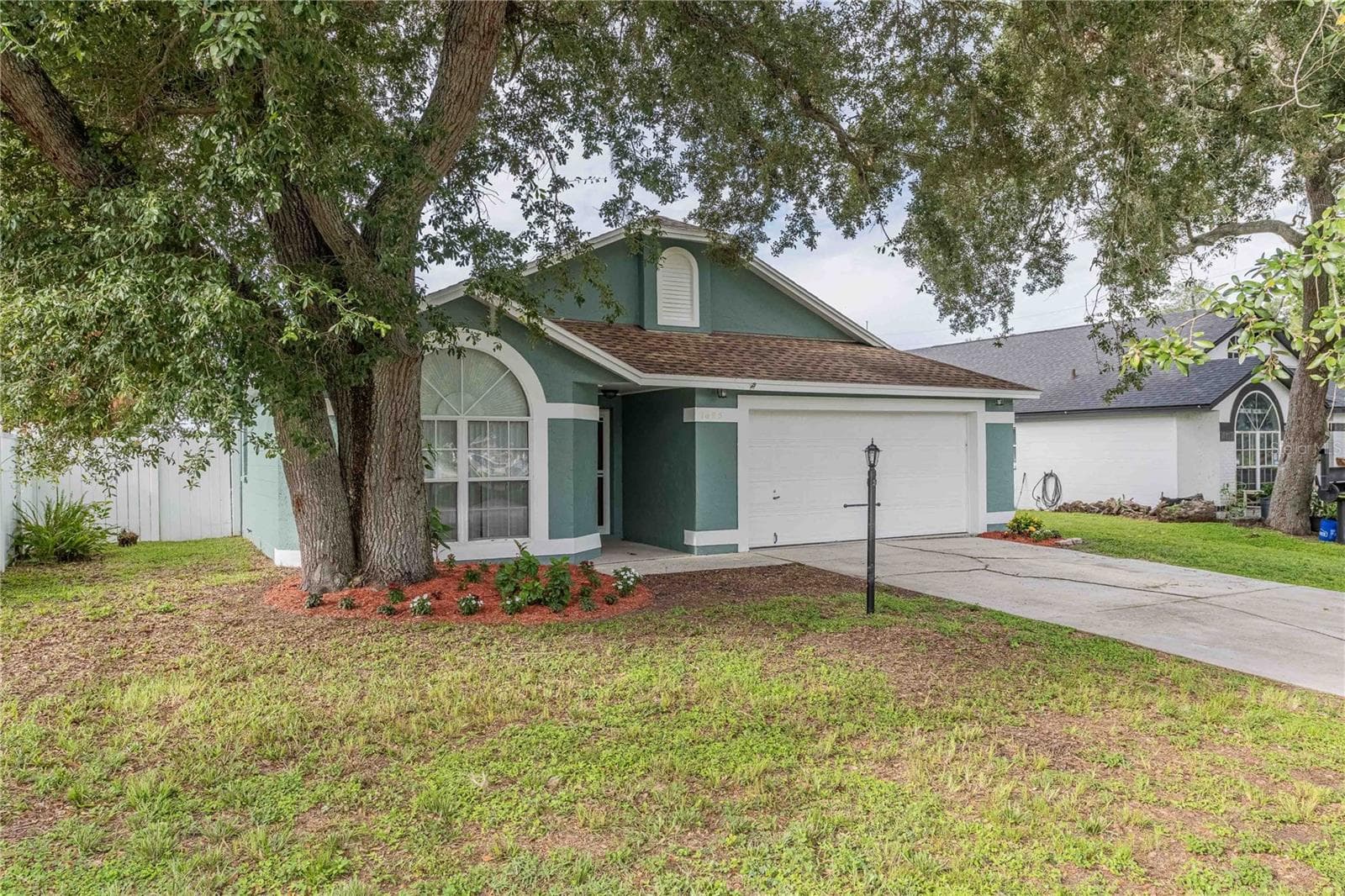 Single Family Residence at 1695 LAKESIDE DR, BARTOW, photo 2 of 36