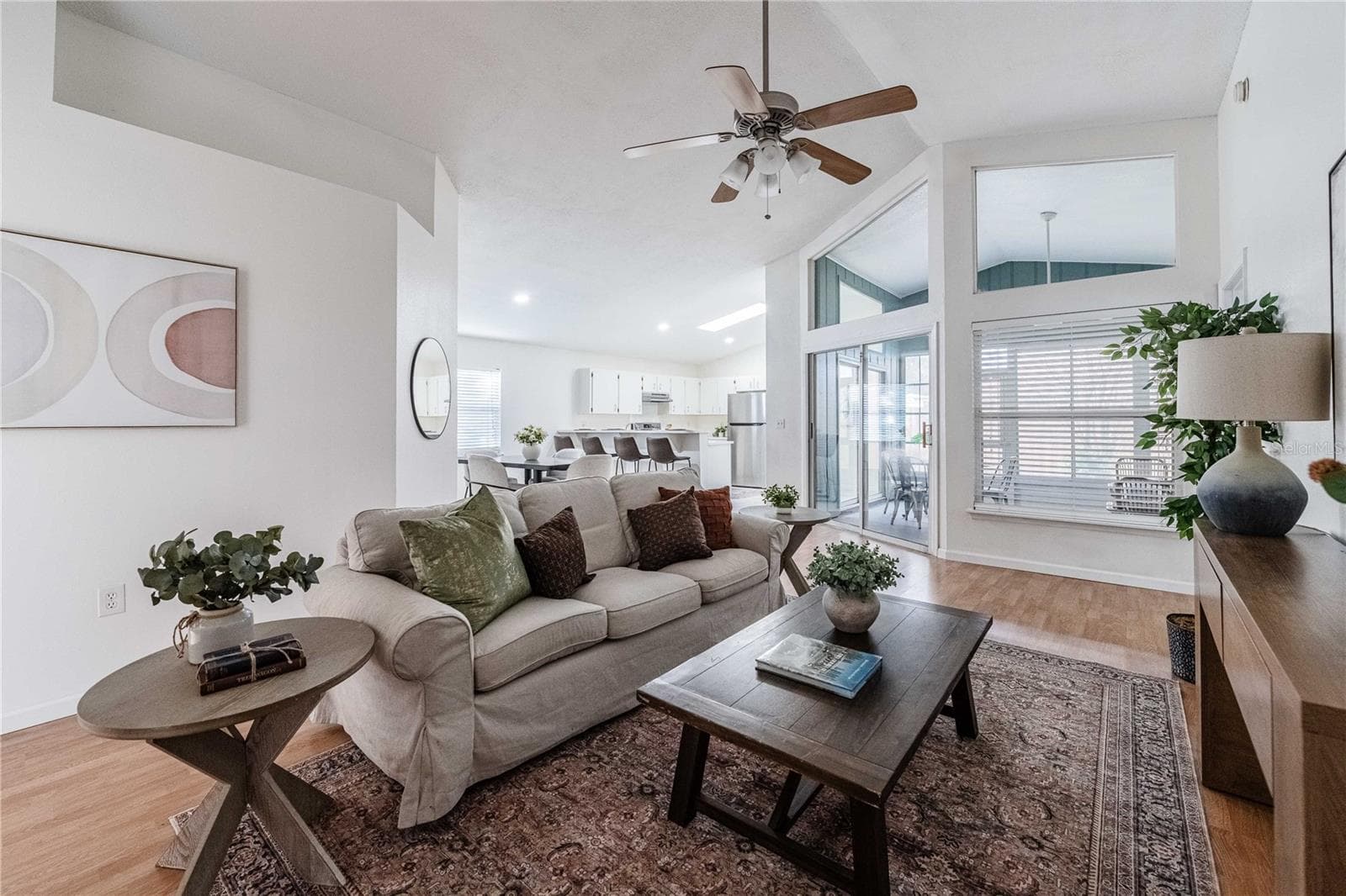 Single Family Residence at 1695 LAKESIDE DR, BARTOW, photo 8 of 36