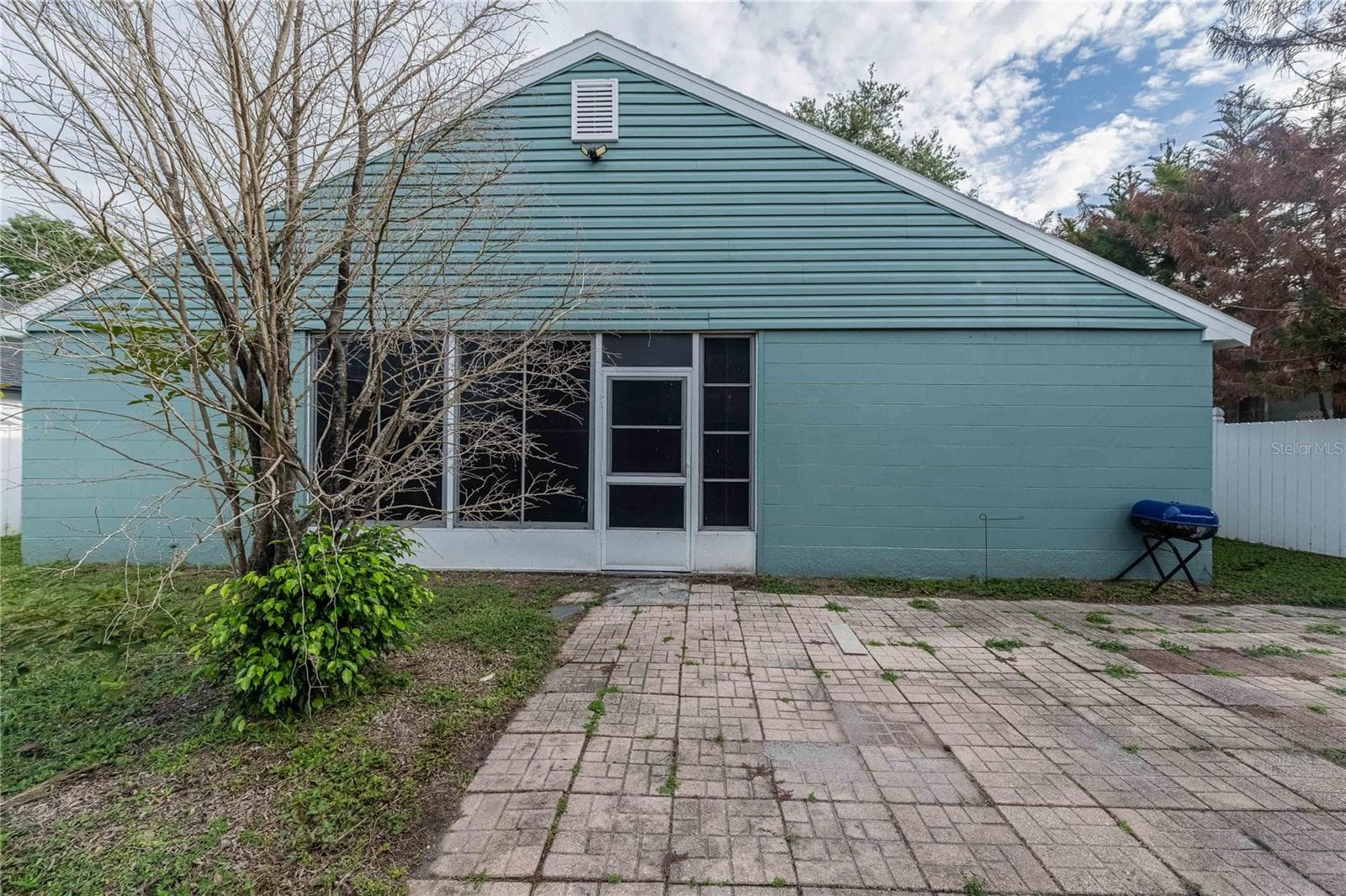 Single Family Residence at 1695 LAKESIDE DR, BARTOW, photo 32 of 36