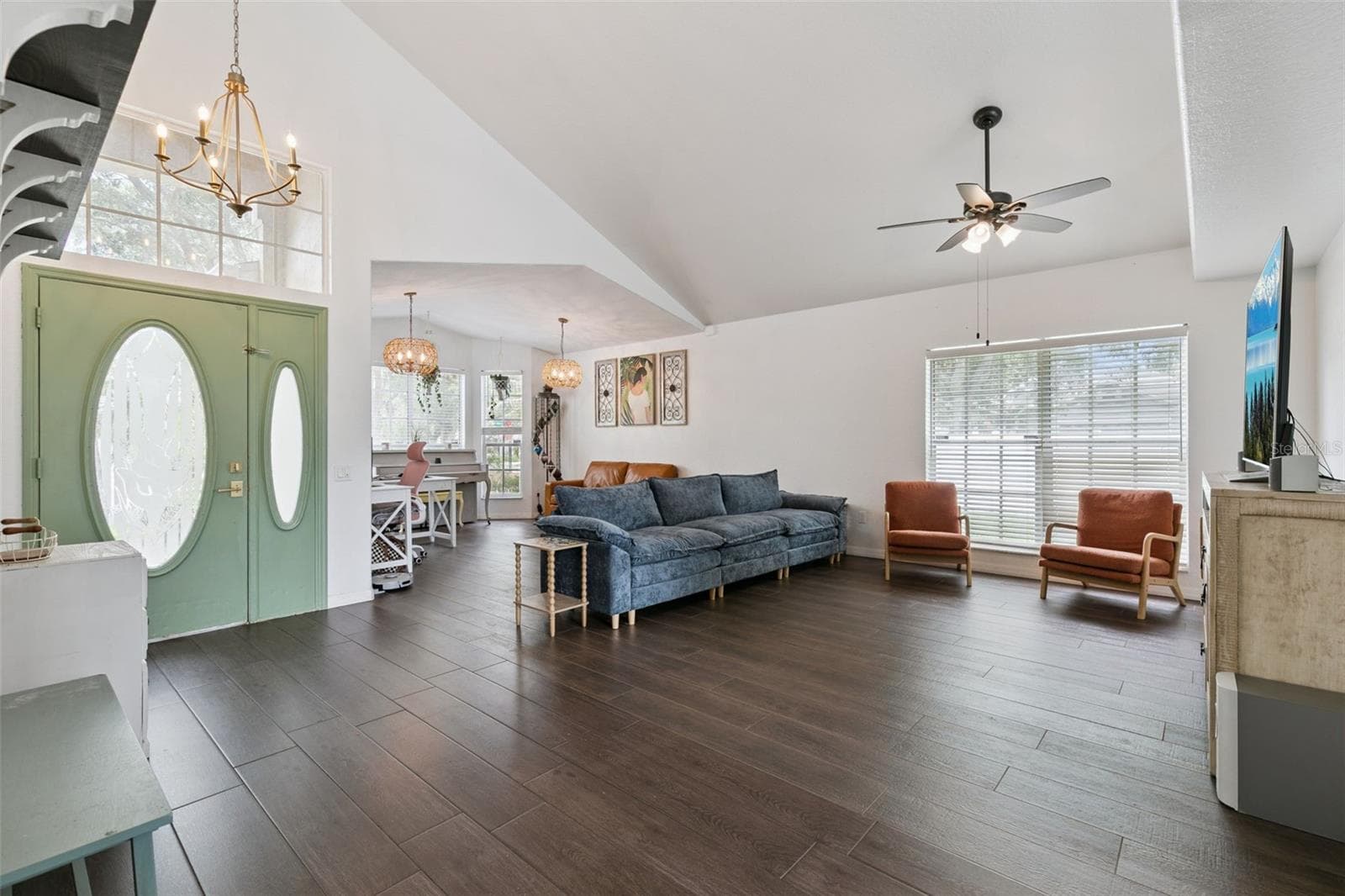 Single Family Residence at 7800 SAINT GILES PL, ORLANDO, photo 6 of 57