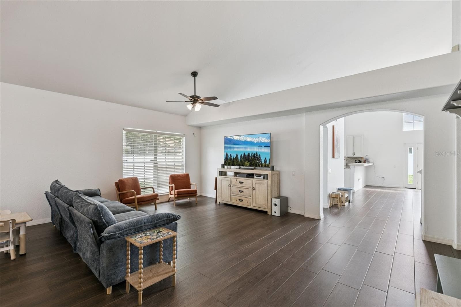 Single Family Residence at 7800 SAINT GILES PL, ORLANDO, photo 9 of 57