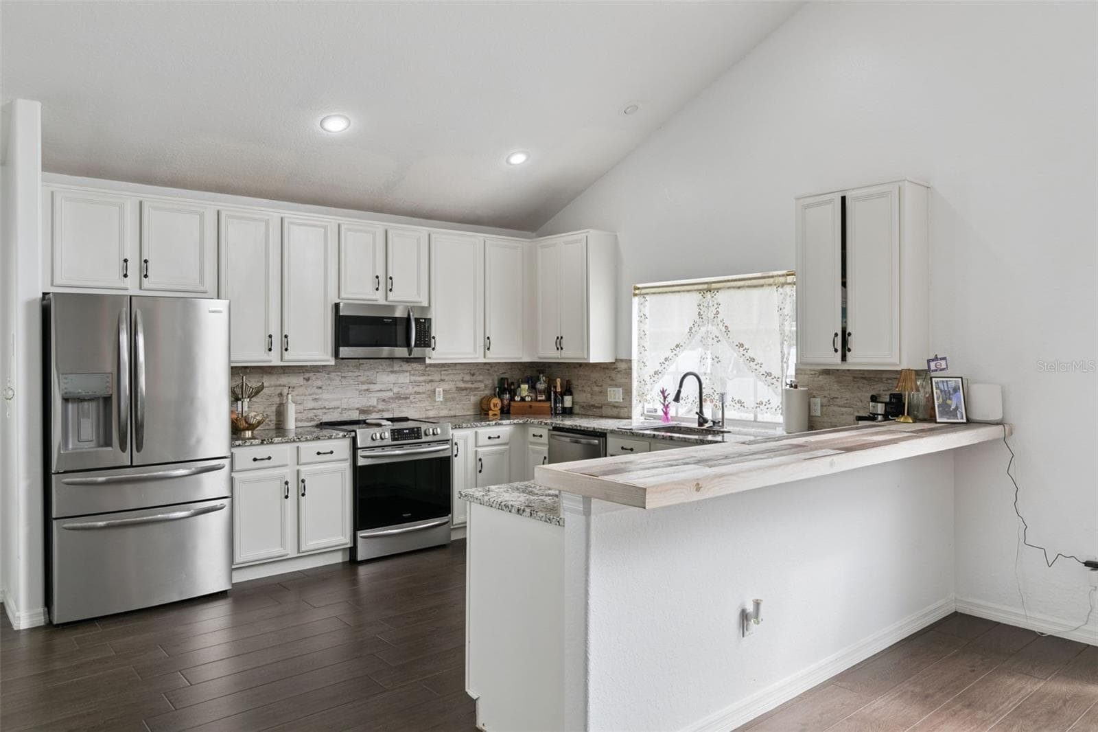 Single Family Residence at 7800 SAINT GILES PL, ORLANDO, photo 19 of 57