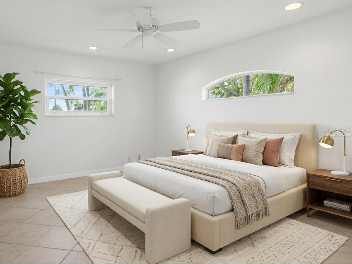 virtually staged - 1832 VENETIAN POINT DR, CLEARWATER