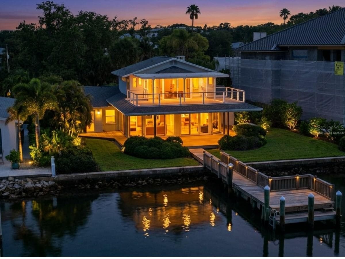 virtually staged - 1832 VENETIAN POINT DR, CLEARWATER