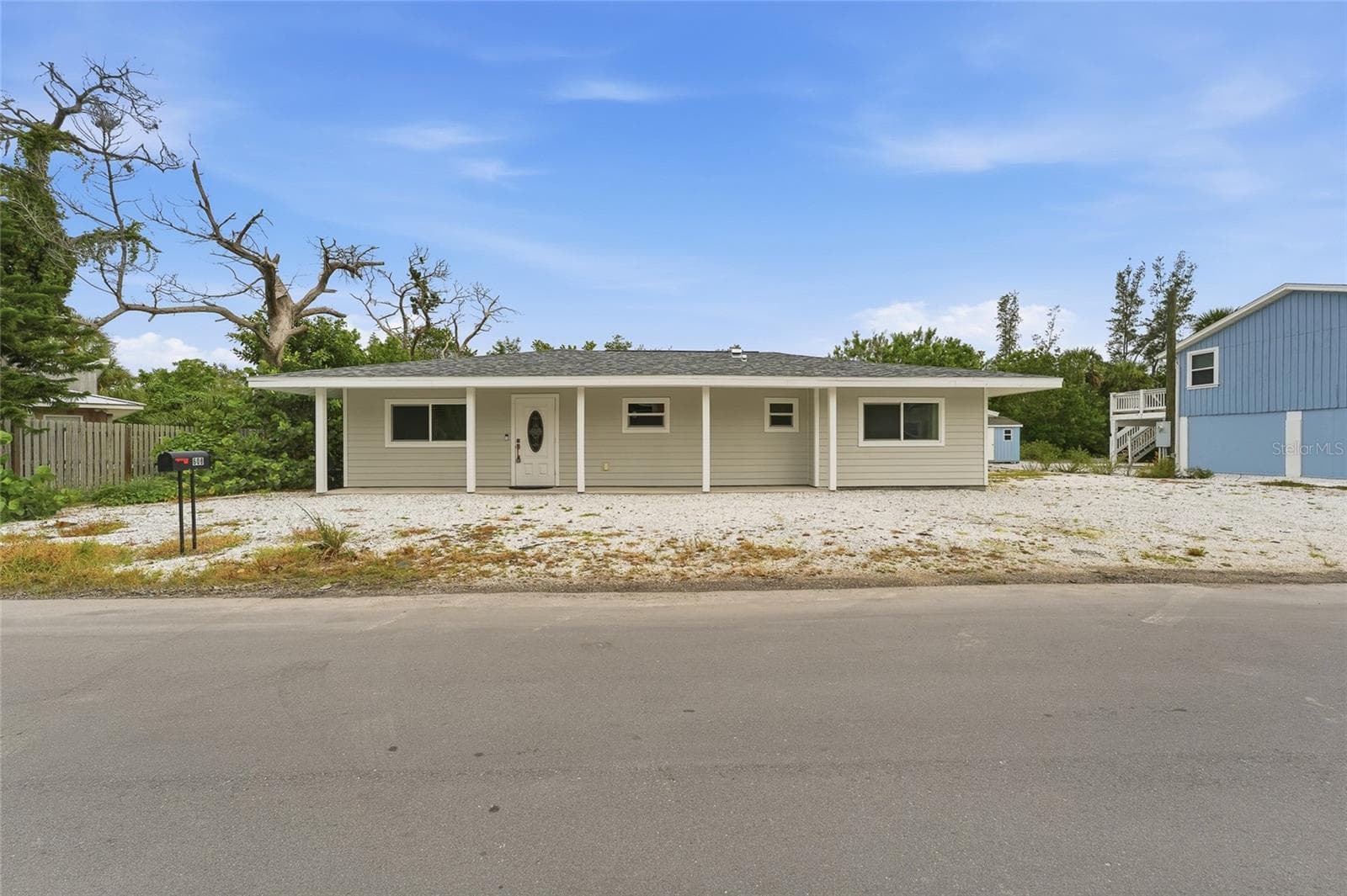 Single Family Residence at 608 SAINT JUDES DR, LONGBOAT KEY, photo 13 of 64
