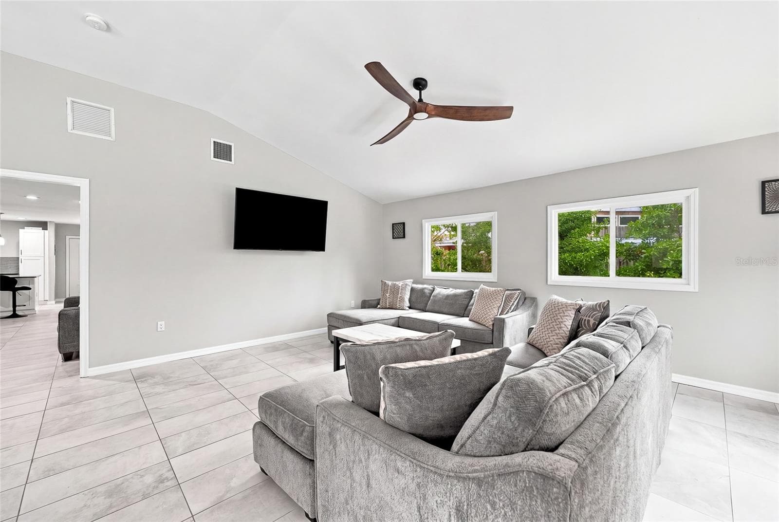 Single Family Residence at 608 SAINT JUDES DR, LONGBOAT KEY, photo 25 of 64