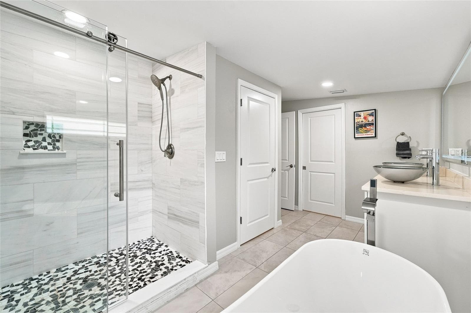 Single Family Residence at 608 SAINT JUDES DR, LONGBOAT KEY, photo 29 of 64
