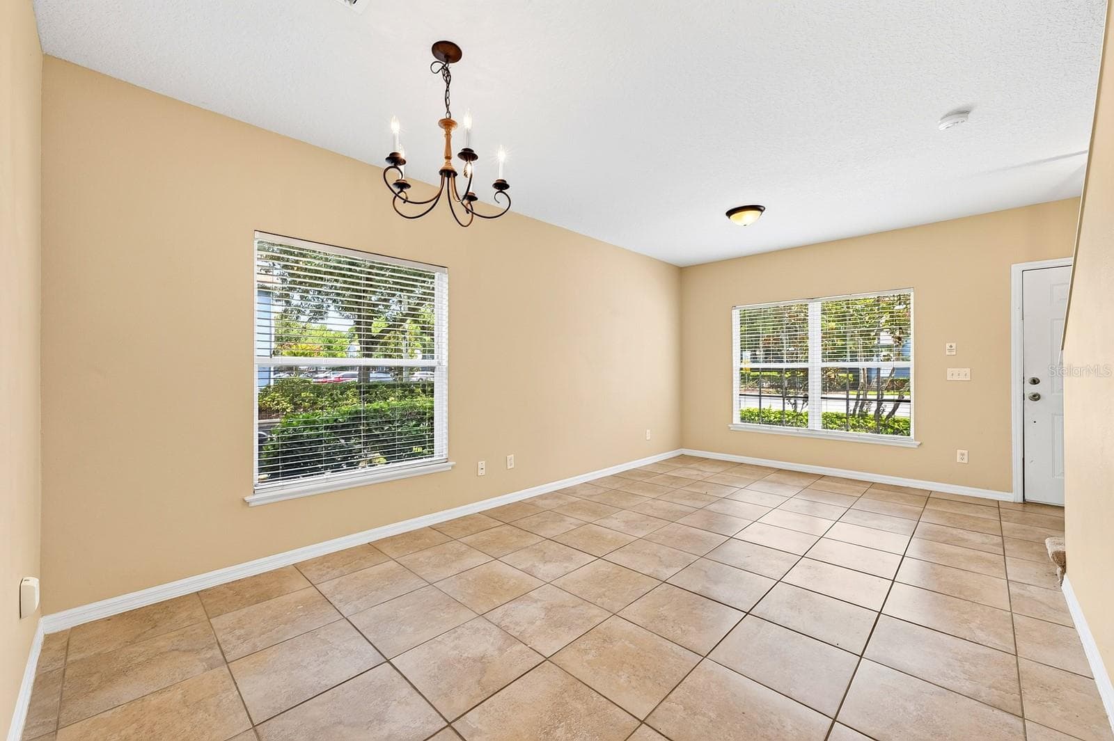 The end-unit location means additional windows for nice natural light. - 102 WILTON CIR, SANFORD