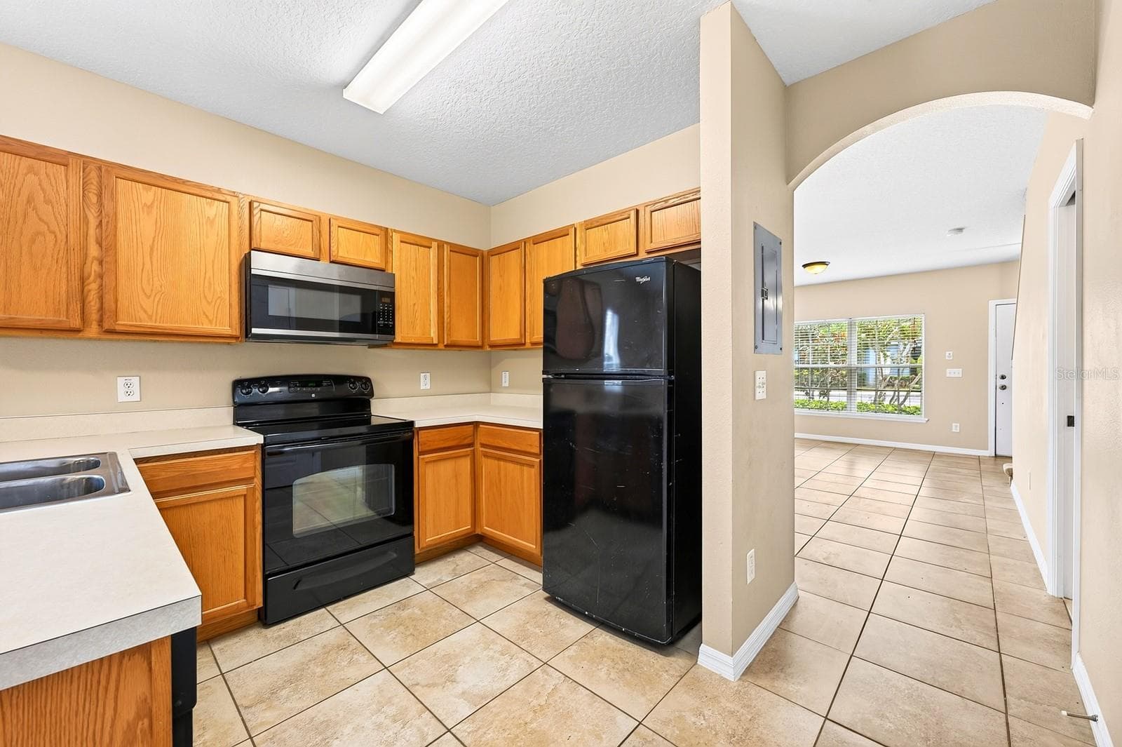 Kitchen. - 102 WILTON CIR, SANFORD
