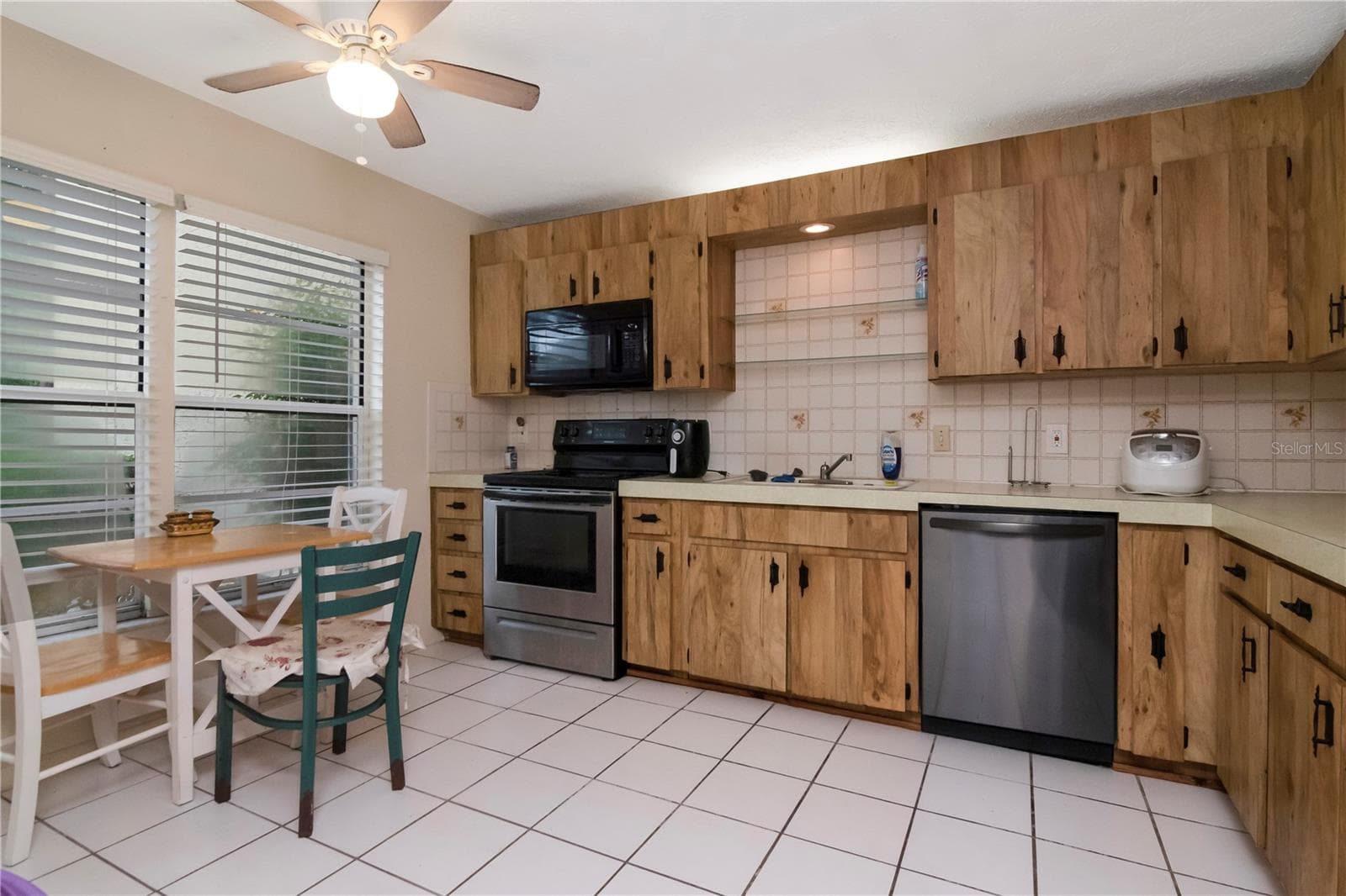 Condominium at 7725 FOREST TRL #2, PORT RICHEY, photo 2 of 14