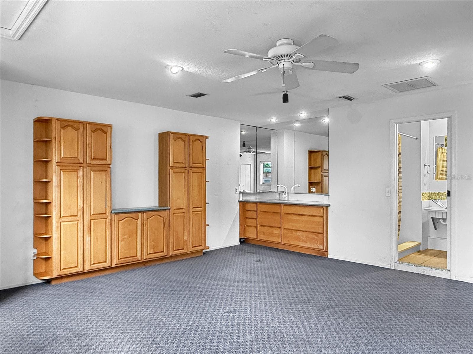In-Law Suite - 1583 REDWOOD AVE, DUNEDIN