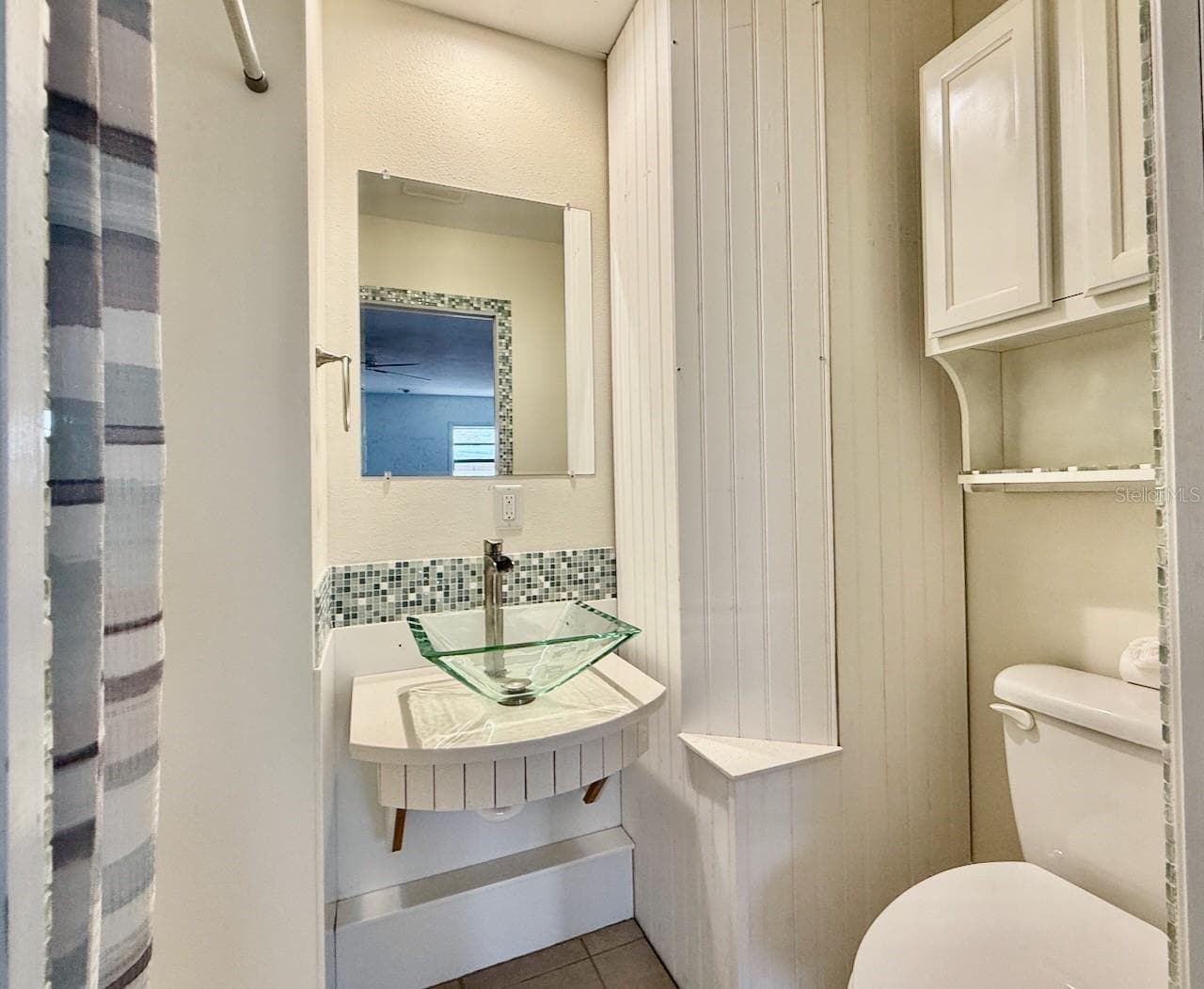 Bathroom 3 - In-Law Suite - 1583 REDWOOD AVE, DUNEDIN