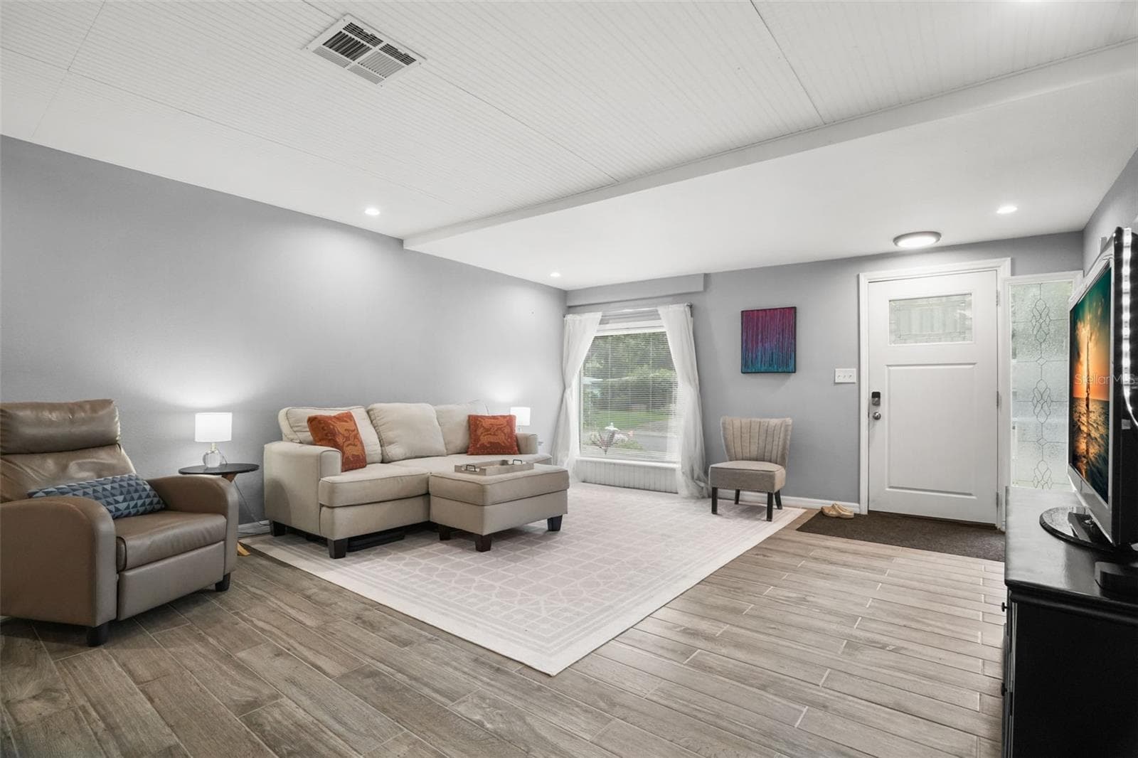 Single Family Residence at 1663 SAN MATEO DR, DUNEDIN, photo 8 of 28