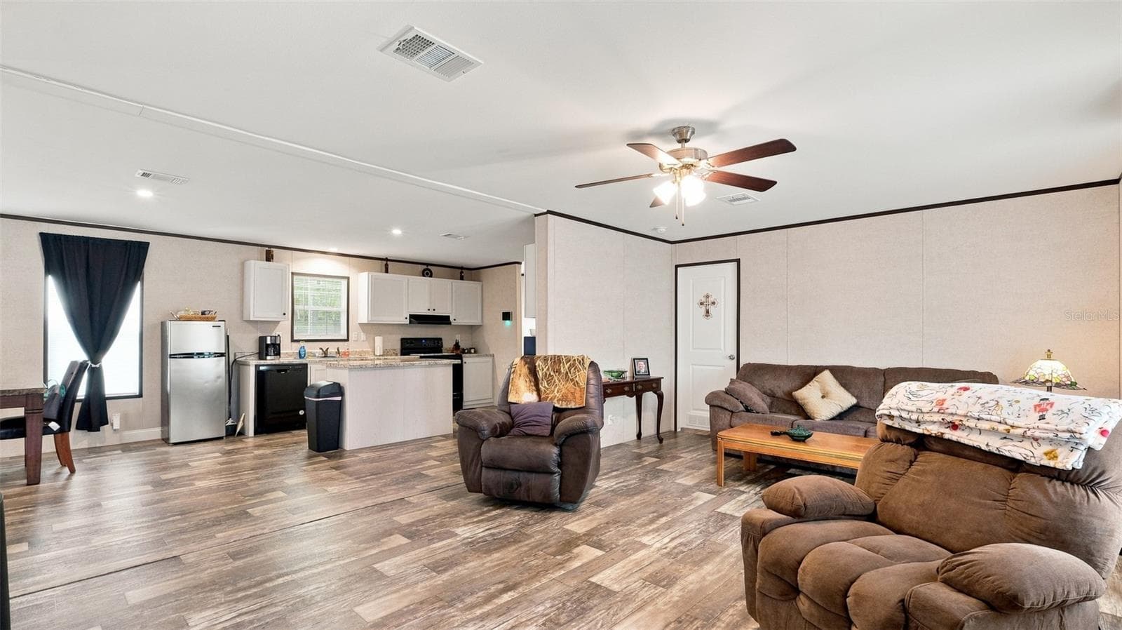 Manufactured Home at 6988 N PALMER WAY, HERNANDO, photo 3 of 48