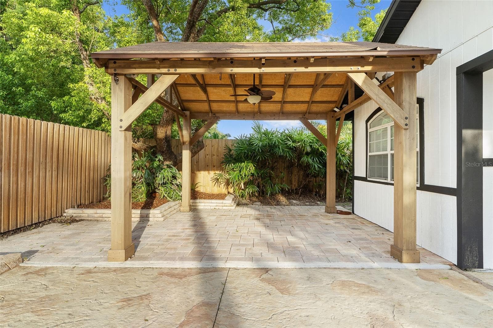 Single Family Residence at 5308 BLACK PINE DR, TAMPA, photo 33 of 39