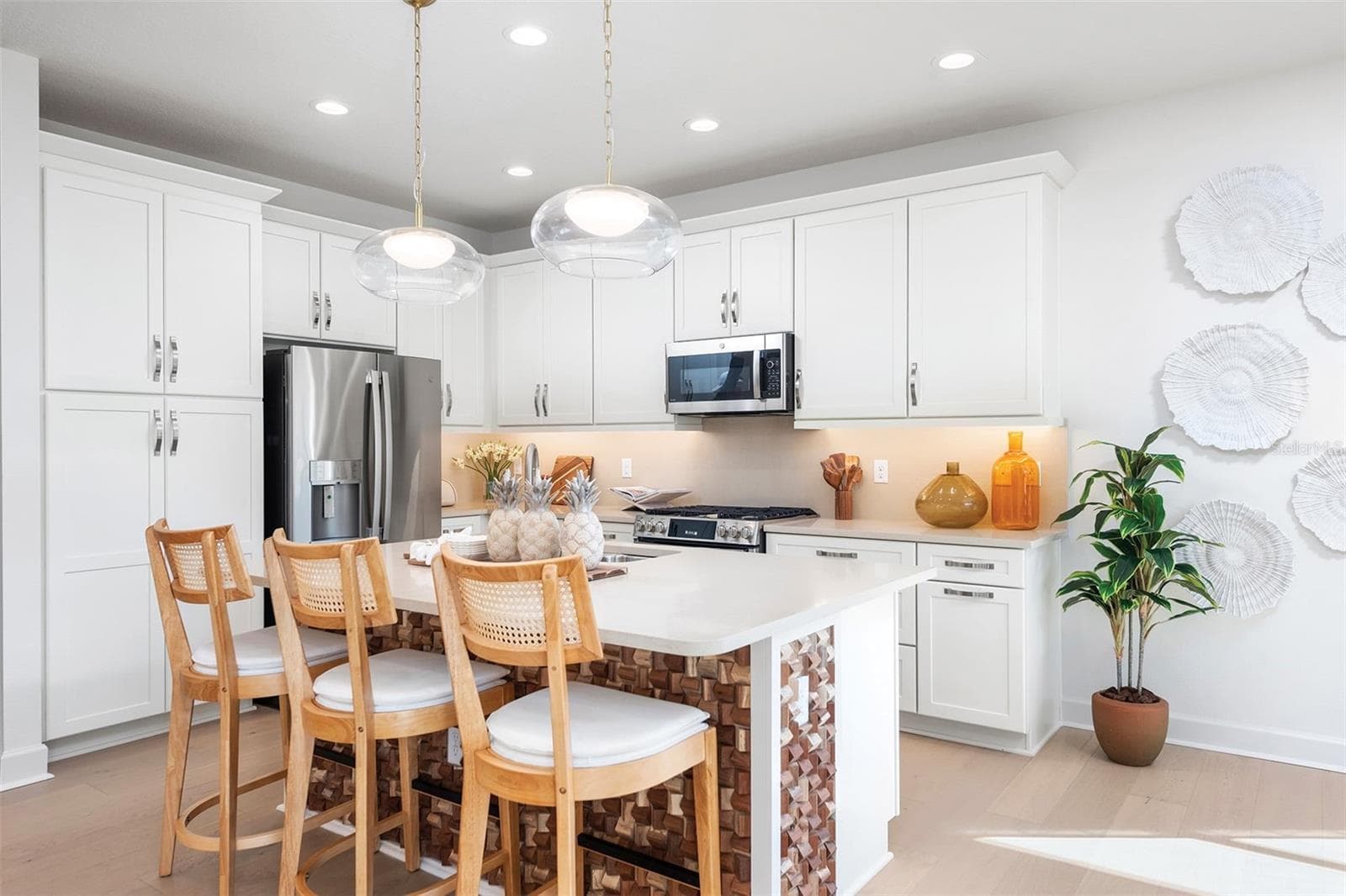 Gourmet Kitchen Decor Ideas - 3427 MALTA AVE, WESLEY CHAPEL