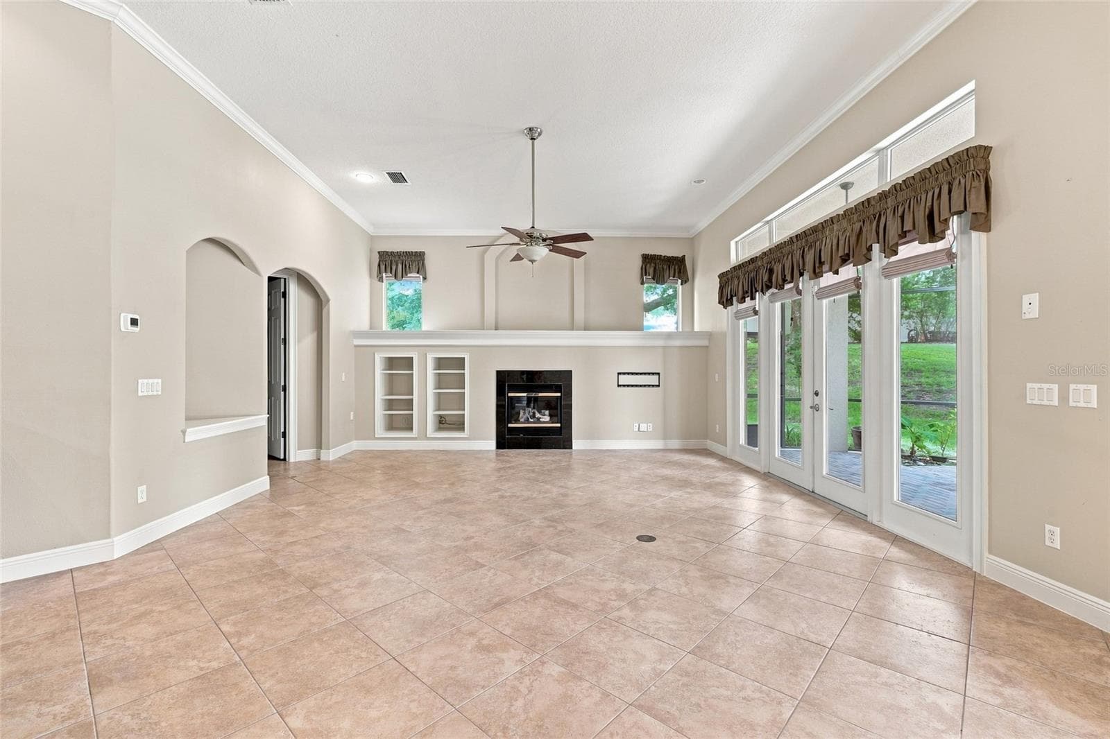 Family Room - 17535 COBBLESTONE LN, CLERMONT