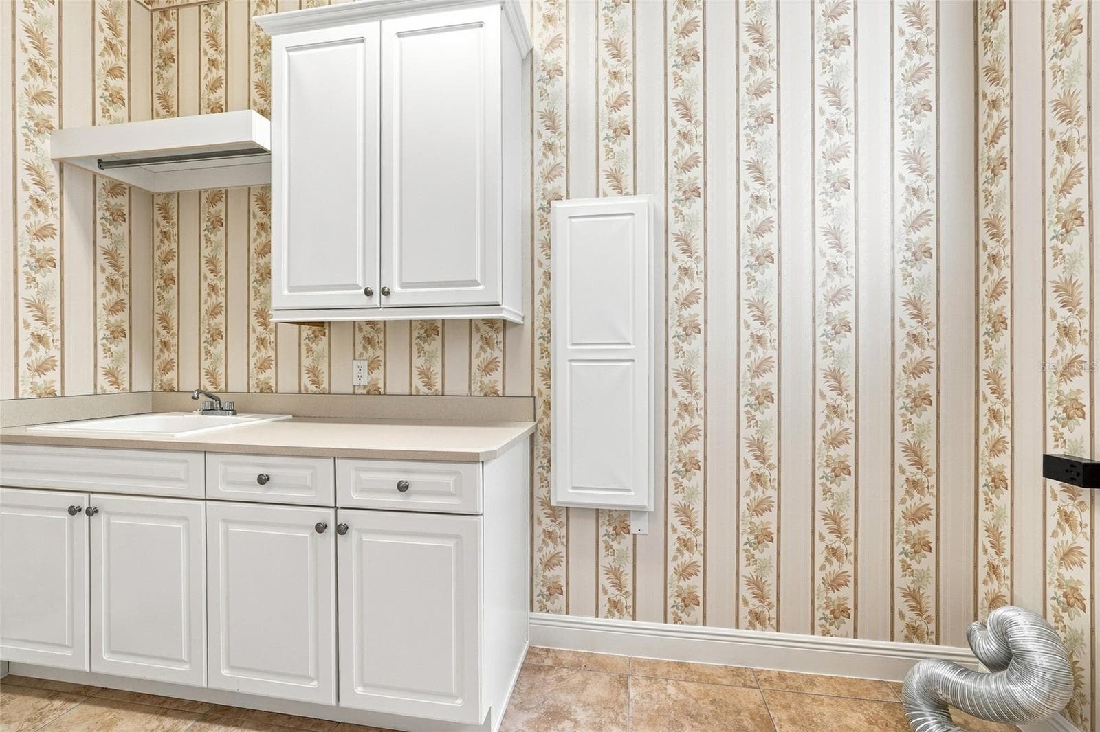Laundry Room - 17535 COBBLESTONE LN, CLERMONT