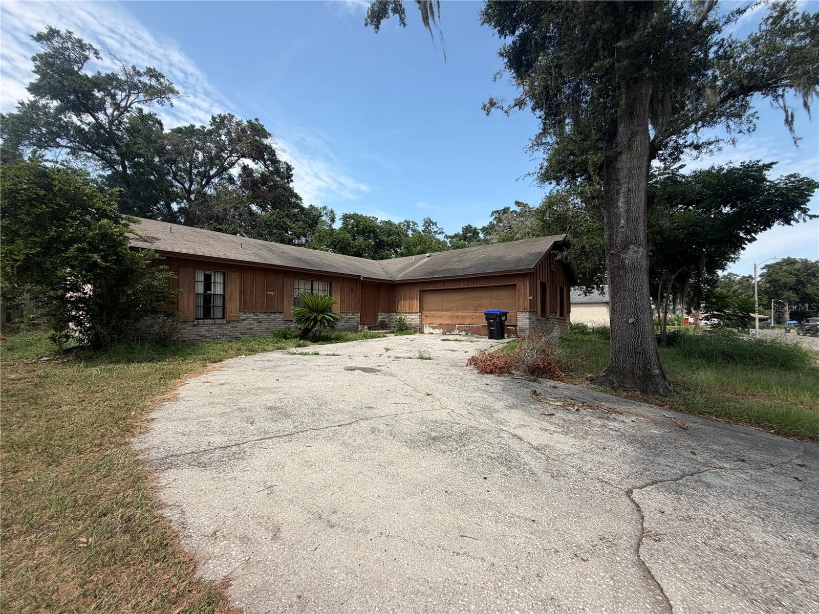 6234 SPARLING HILLS CIR
