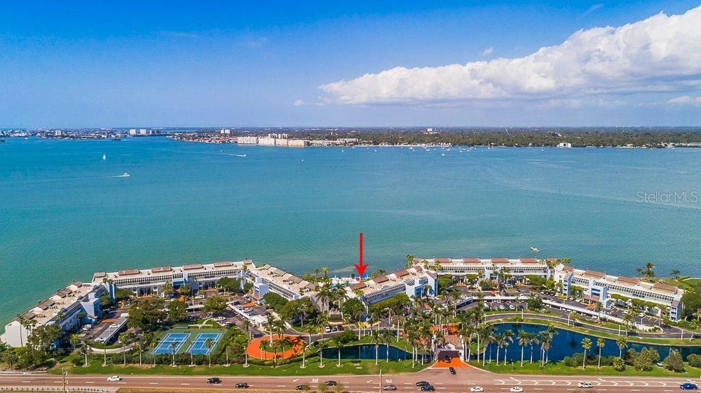 5155 ISLA KEY BLVD S #304