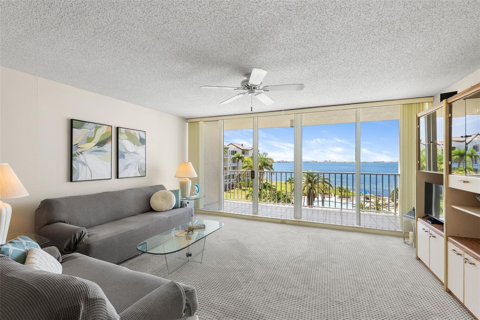 Condominium at 5155 ISLA KEY BLVD S #304, ST PETERSBURG, photo 5 of 25