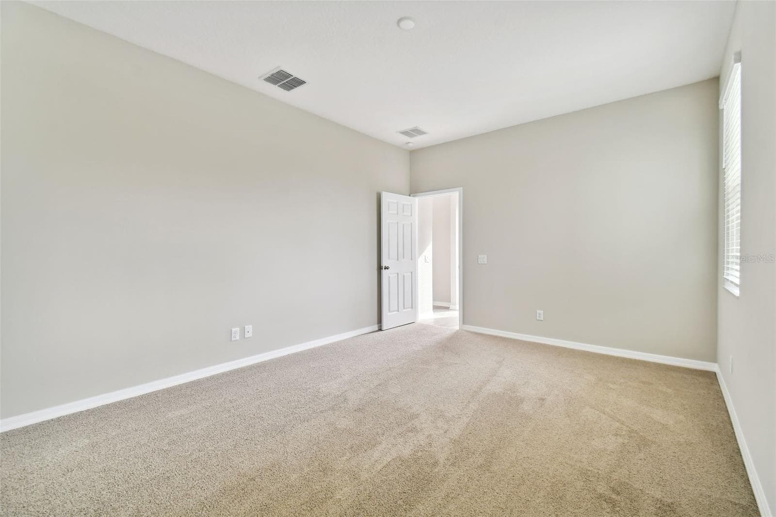 Single Family Residence at 38190 SHALE STONE CT, ZEPHYRHILLS, photo 30 of 76