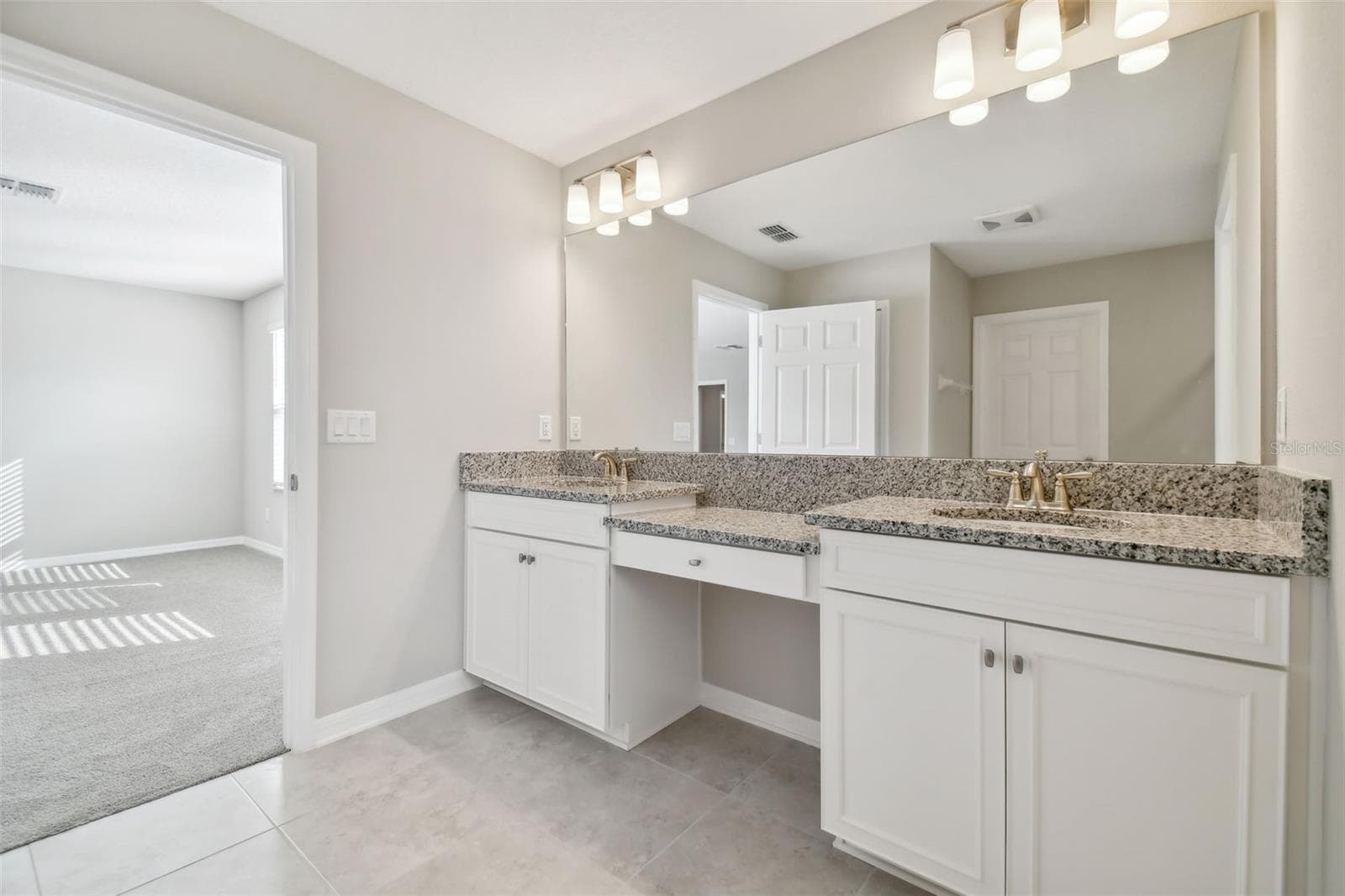 Single Family Residence at 38190 SHALE STONE CT, ZEPHYRHILLS, photo 41 of 76