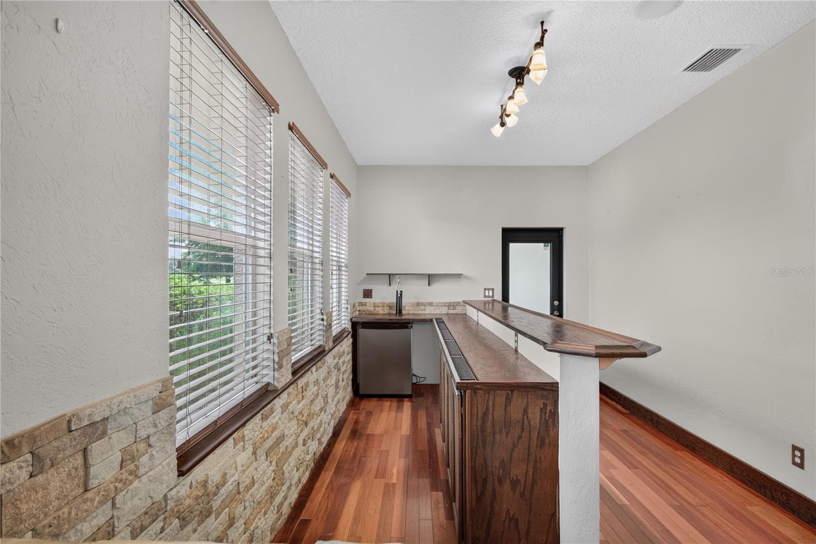Single Family Residence at 7314 SPRING MOUNTAIN LN, YALAHA, photo 23 of 68