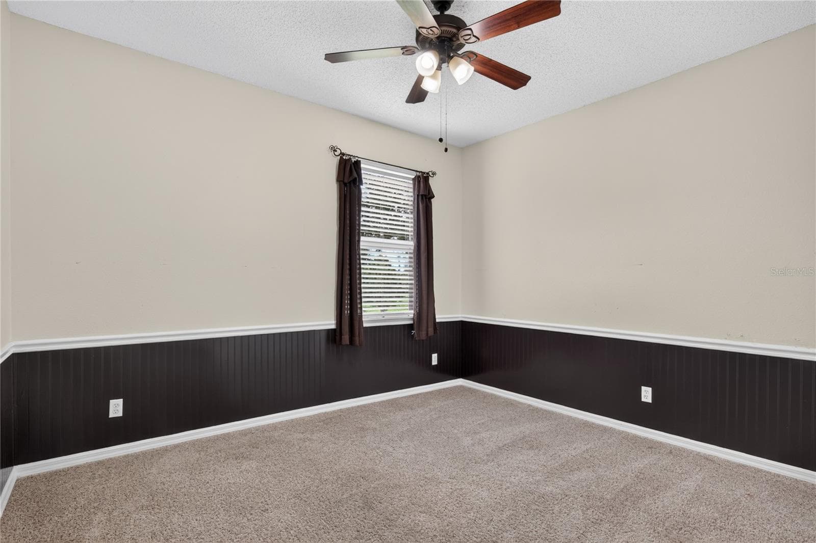 Single Family Residence at 7314 SPRING MOUNTAIN LN, YALAHA, photo 42 of 68
