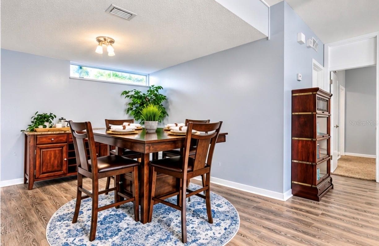 Condominium at 601 W OLD US HIGHWAY 441 #3A, MOUNT DORA, photo 9 of 33