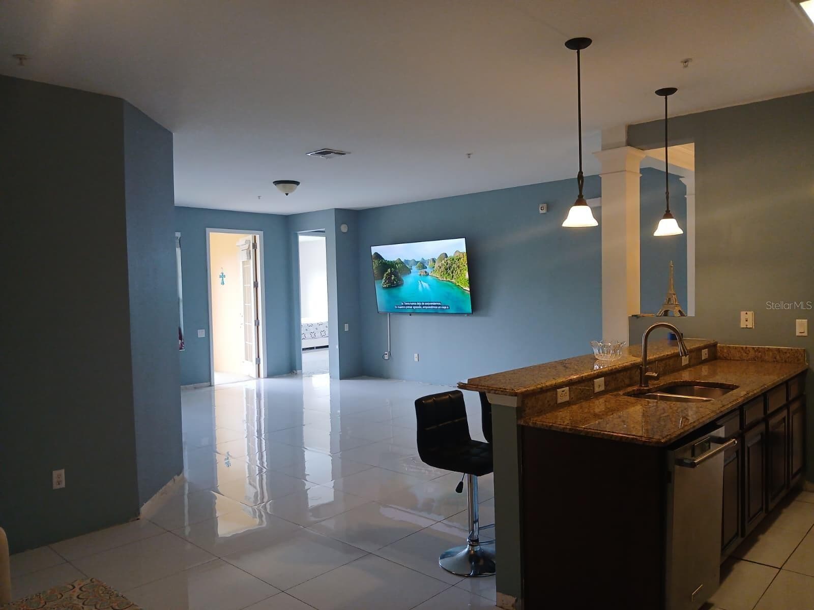 Condominium at 3368 ROBERT TRENT JONES DR #20608, ORLANDO, photo 7 of 14