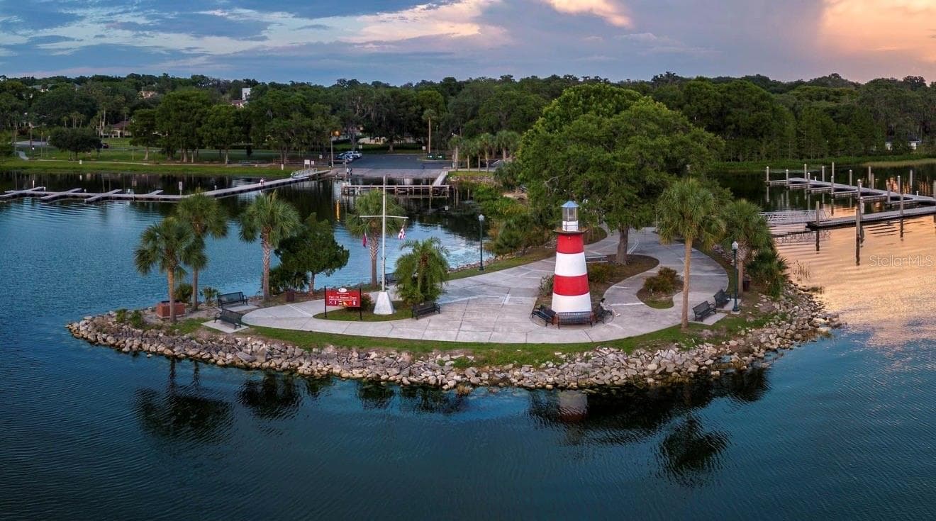 Condominium at 601 W OLD US HIGHWAY 441 #3A, MOUNT DORA, photo 28 of 33
