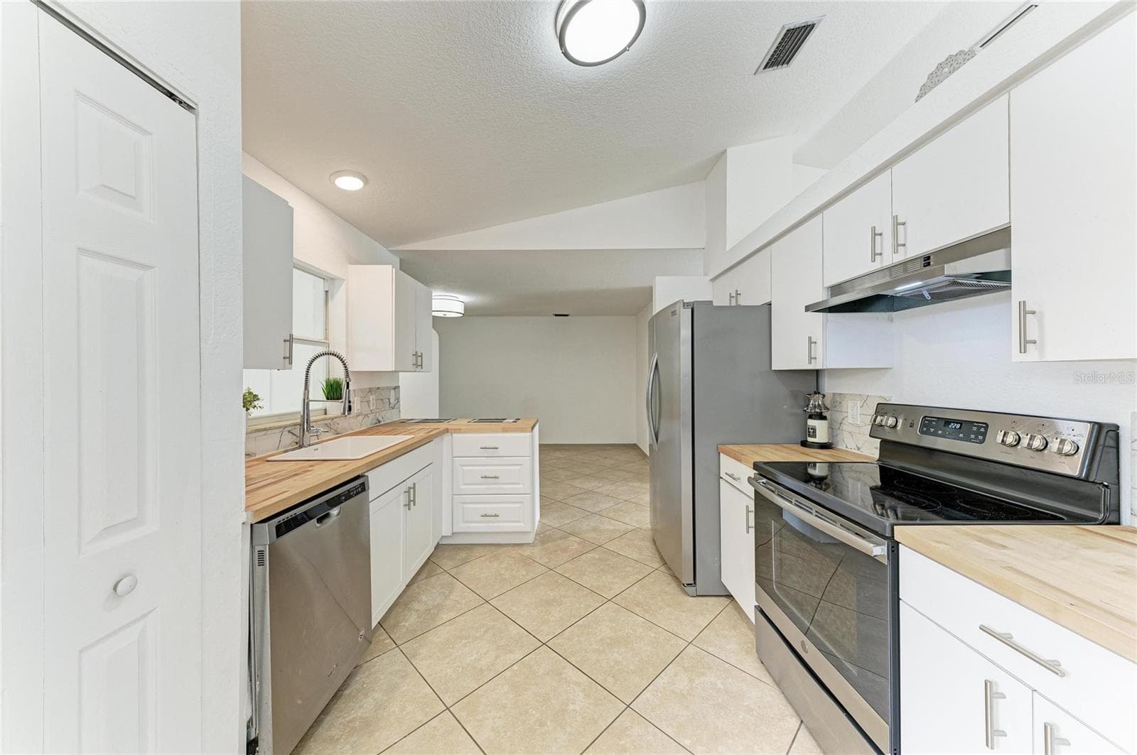 Single Family Residence at 3081 JODY ST, PORT CHARLOTTE, photo 17 of 76